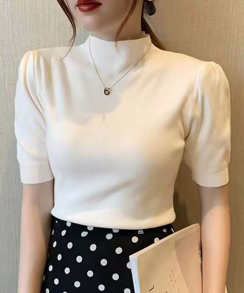 Ulysses（ユリシス）の「プチハイネックパフスリ半袖ニットトップス（ニット/セーター・レディース・ピンク/グリーン/アイボリー/イエロー/キャメル/グレー/ホワイト/ブラック/レッド/ダークグリーン/マスタード/ベージュ/ブラウン・F）」の3枚目の写真