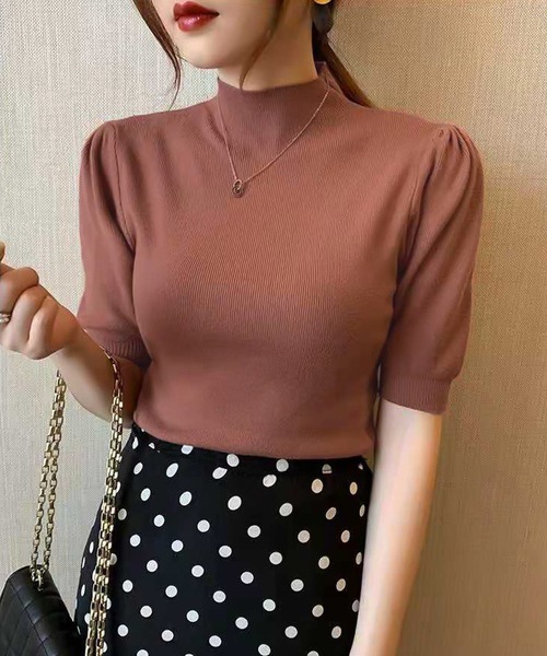 Ulysses（ユリシス）の「プチハイネックパフスリ半袖ニットトップス（ニット/セーター・レディース・ピンク/グリーン/アイボリー/イエロー/キャメル/グレー/ホワイト/ブラック/レッド/ダークグリーン/マスタード/ベージュ/ブラウン・F）」の18枚目の写真