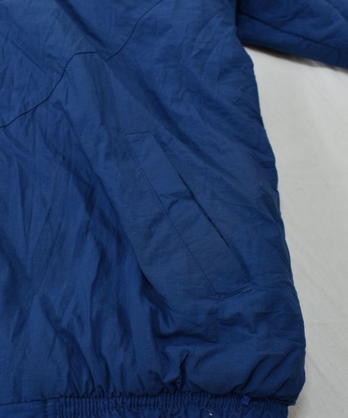 STARTER（スターター）の「【ヴィンテージ古着】90s STARTER/スターター ''DALLAS COWBOYS'' NFL 中綿入り フルジップナイロンジャケット（ナイロンジャケット・メンズ・ネイビー・LARGE）」の12枚目の写真