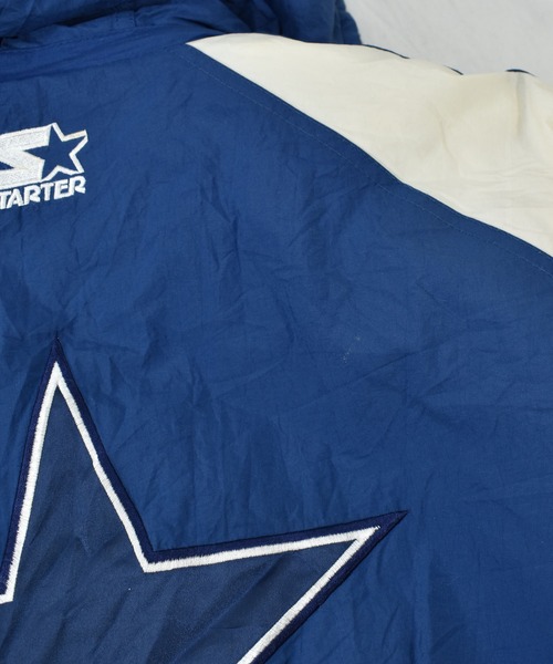 STARTER（スターター）の「【ヴィンテージ古着】90s STARTER/スターター ''DALLAS COWBOYS'' NFL 中綿入り フルジップナイロンジャケット（ナイロンジャケット・メンズ・ネイビー・LARGE）」の14枚目の写真