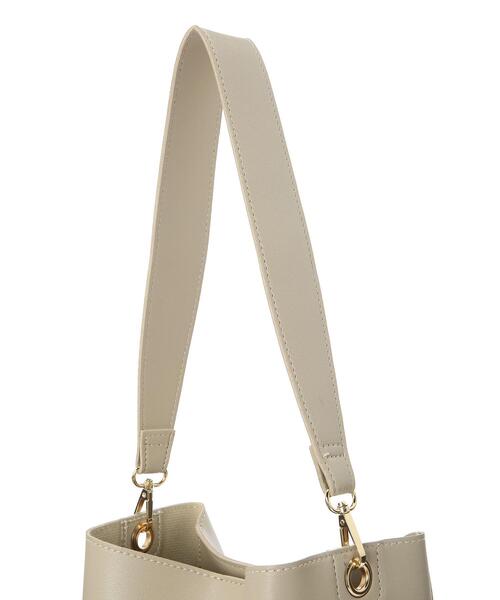 Samansa Mos2 blue（サマンサモスモスブルー）の「合皮ダブルベルトショルダーバッグ（ハンドバッグ・レディース・ブラック/ベージュ/キナリ・ﾌﾘ-）」の20枚目の写真