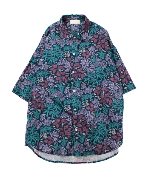 Universal Style Wear(ユニバーサルスタイルウェア)の「Universal Style Wear ローカル アロハ シャツ(シャツ/ブラウス・メンズ・ブラック系2/ネイビー/グリーン/ブラック系1・MEDIUM/LARGE/X-LARGE)」の10枚目の写真