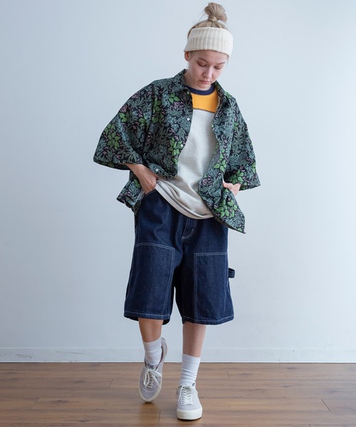 Universal Style Wear(ユニバーサルスタイルウェア)の「Universal Style Wear ローカル アロハ シャツ(シャツ/ブラウス・メンズ・ブラック系2/ネイビー/グリーン/ブラック系1・MEDIUM/LARGE/X-LARGE)」の15枚目の写真