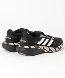 adidas（アディダス）の「adidas × マリメッコ スーパーノヴァ