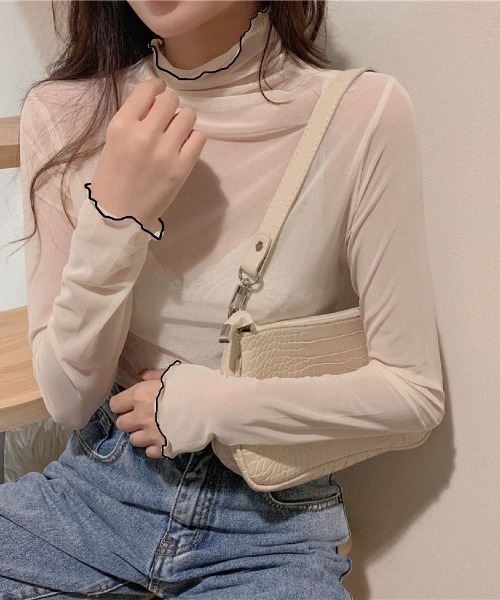 Achic(アシック)の「パイピング配色シアーメロートップス(Tシャツ/カットソー・レディース・イエロー/オレンジ/パープル/ホワイト/グリーン/ブルー/ブラック/アイボリー/ピンク・M)」の2枚目の写真