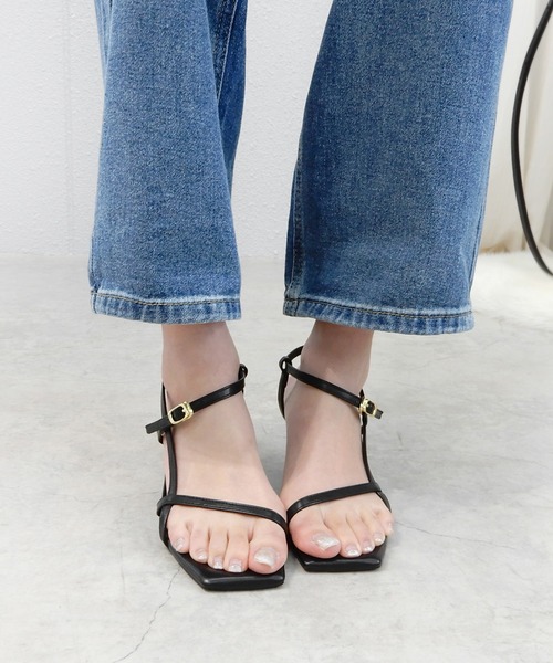 alala(アララ)の「アンクレットサイドナローサンダル(サンダル・レディース・ブラック/ベージュ/レオパード/シルバー・LL/S/M/L)」の6枚目の写真