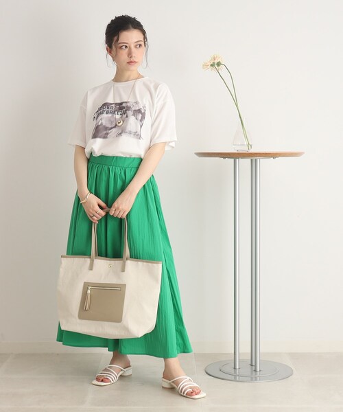 SHOO・LA・RUE（シューラルー）の「◆素材コンビフロントポケットトートバッグ（トートバッグ・レディース・ブラック/ベージュ/ブルー・00）」の14枚目の写真