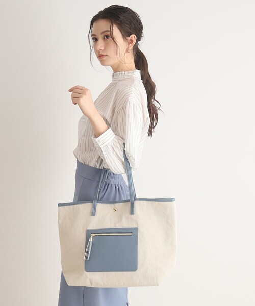 SHOO・LA・RUE（シューラルー）の「◆素材コンビフロントポケットトートバッグ（トートバッグ・レディース・ブラック/ベージュ/ブルー・00）」の17枚目の写真