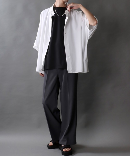 SITRY(シトリー)の「Oversize Drop shoulder Dolman Sleeve shirt/オーバーサイズ ドロップショルダー ドルマンスリーブ 半袖シャツ(シャツ/ブラウス・メンズ・ホワイト/ブラック/グレイッシュベージュ/チャコールグレー・M/L)」の16枚目の写真