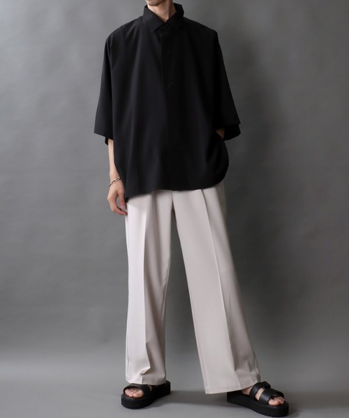 SITRY(シトリー)の「Oversize Drop shoulder Dolman Sleeve shirt/オーバーサイズ ドロップショルダー ドルマンスリーブ 半袖シャツ(シャツ/ブラウス・メンズ・ホワイト/ブラック/グレイッシュベージュ/チャコールグレー・M/L)」の19枚目の写真