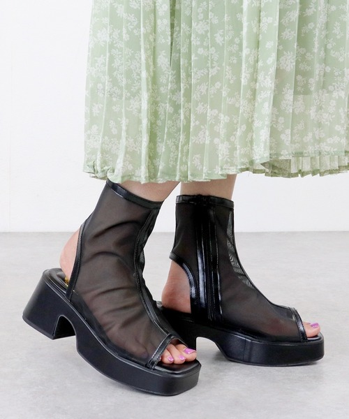 LOVEHUNTER（ラブハンター）の「LOVEHUNTER/ オープントゥ厚底ブーツサンダル (1591)（サンダル・レディース・アイボリー/ブラック/ブラック系その他/ホワイト系その他・LL/S/M/L）」の4枚目の写真