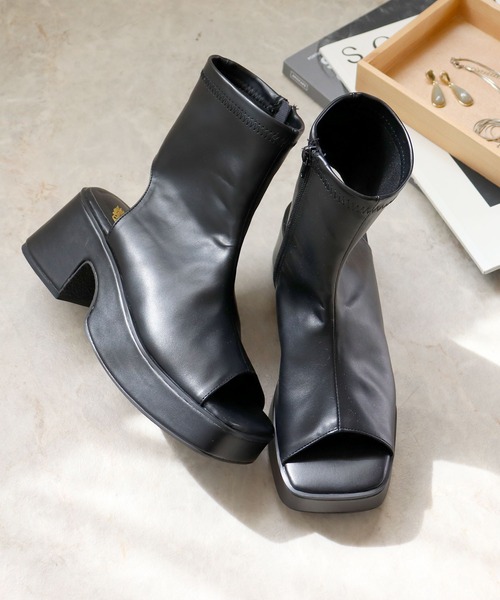 LOVEHUNTER（ラブハンター）の「LOVEHUNTER/ オープントゥ厚底ブーツサンダル (1591)（サンダル・レディース・アイボリー/ブラック/ブラック系その他/ホワイト系その他・LL/S/M/L）」の8枚目の写真