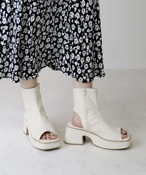 LOVEHUNTER（ラブハンター）の「LOVEHUNTER/ オープントゥ厚底ブーツサンダル (1591)（サンダル・レディース・アイボリー/ブラック/ブラック系その他/ホワイト系その他・LL/S/M/L）」の10枚目の写真