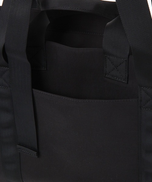 LEPSIM（レプシィム）の「マタニティ／マルチポケ撥水TOTE　196781（マザーズバッグ・レディース・ブラック/ベージュ・ONE SIZE）」の11枚目の写真