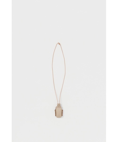 Hender Scheme(エンダースキーマ)の「assemble neck pouch S(ショルダーバッグ・メンズ・ブラック/ホワイト/ネイビー/ベージュ/グリーン系その他・SMALL/FREE)」の6枚目の写真