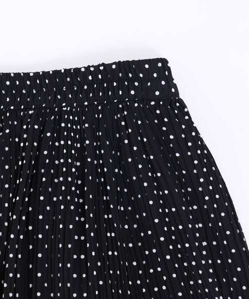 美品ハウピアチュールスカート ♡ドット水玉模様黒ブラックロングプリーツ38 美品ハウピアチュールスカート ドット水玉模様黒ブラックロング