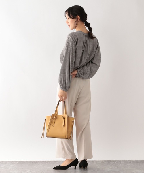 GLOBAL WORK（グローバルワーク）の「さらさらリラックスプリントブラウス/906639（シャツ/ブラウス・レディース・ホワイト系その他/ストライプ/ドット/チェック/ホワイト系その他2/ホワイト系その他3・SMALL/MEDIUM/LARGE）」の17枚目の写真