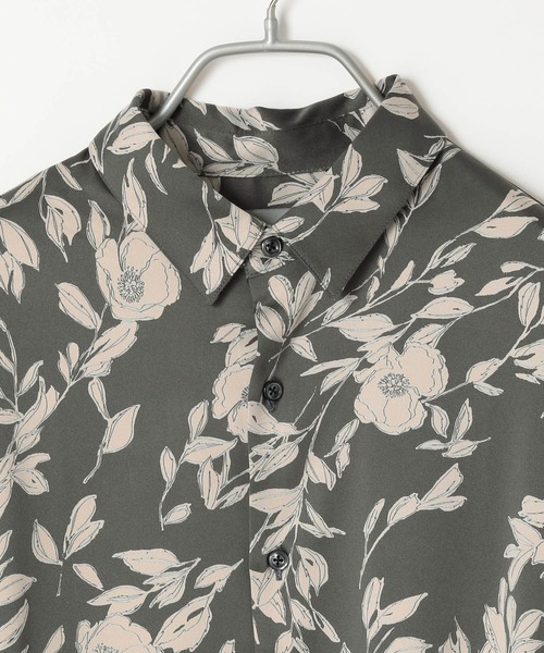 LOWRYS FARM(ローリーズファーム)の「サテンSTフラワーシャツ 971679(シャツ/ブラウス・メンズ・グレー/グリーン・MEDIUM/LARGE)」の4枚目の写真