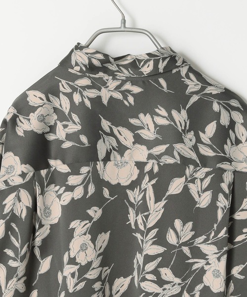LOWRYS FARM(ローリーズファーム)の「サテンSTフラワーシャツ 971679(シャツ/ブラウス・メンズ・グレー/グリーン・MEDIUM/LARGE)」の7枚目の写真
