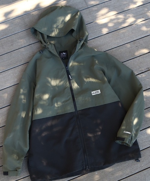 GERRY（ジェリー）の「【GERRY/ジェリー】 ピス付き 切替 フーデッドナイロンジャケット（ナイロンジャケット・メンズ・ブラック/カーキ/ベージュ・LL/L/M）」の3枚目の写真