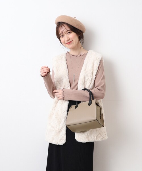 SHOO・LA・RUE（シューラルー）の「◆【2WAY】かがりポイントミニトート（ハンドバッグ・レディース・ベージュ系4/ブラック/ワインレッド・00）」の17枚目の写真