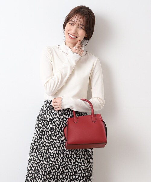 SHOO・LA・RUE（シューラルー）の「◆【2WAY】かがりポイントミニトート（ハンドバッグ・レディース・ベージュ系4/ブラック/ワインレッド・00）」の21枚目の写真