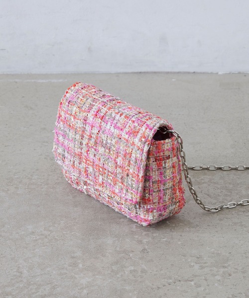 EFOLE（エフォル）の「ツイード チェーン ミニ ショルダー バッグ オケージョン/結婚式（ショルダーバッグ・レディース・ピンク/ブラック・FREE）」の4枚目の写真