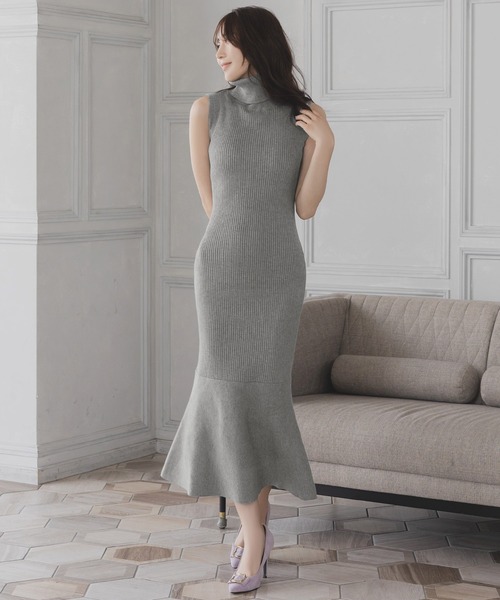 Julia Boutique（ジュリアブティック）の「ロング丈・タートルネック
