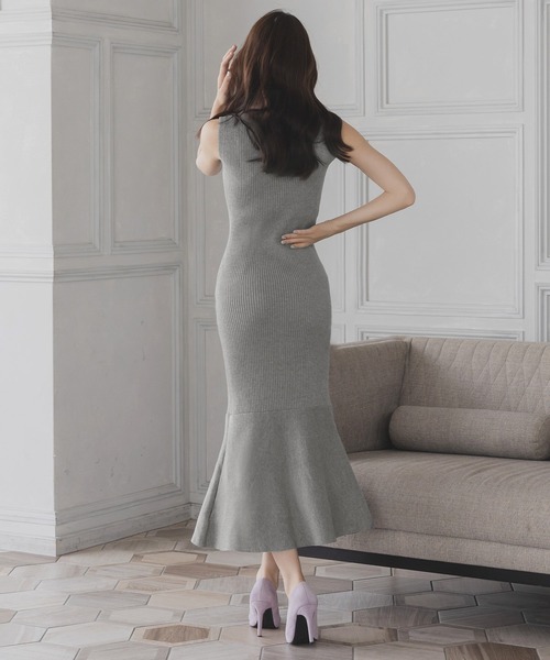 Julia Boutique（ジュリアブティック）の「ロング丈・タートルネック