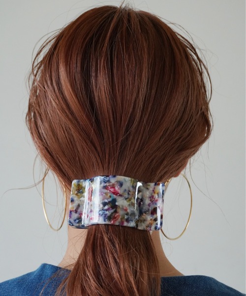 Jelly moo(ジェリームー)の「【 Jelly moo / ジェリームー 】 スクエア ボリューム ワイド ヘア クリップ(バレッタ/ヘアクリップ・レディース・B/G/I/A/H/J/C/D/E/F/K/L/M/N/O/P/Q/T/S/U/V/R・FREE)」の4枚目の写真