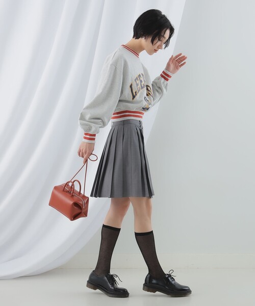 Ray BEAMS（レイビームス）の「Lee / SHORT PULLOVER SWEAT（スウェット・レディース・グレー/ネイビー・MEDIUM）」の8枚目の写真