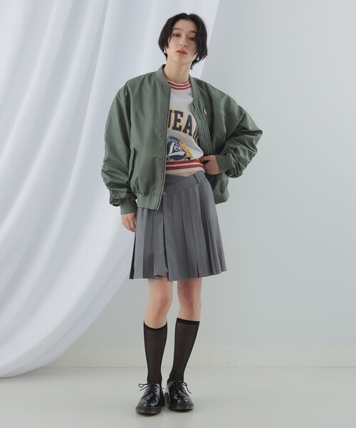 Ray BEAMS（レイビームス）の「Lee / SHORT PULLOVER SWEAT（スウェット・レディース・グレー/ネイビー・MEDIUM）」の10枚目の写真