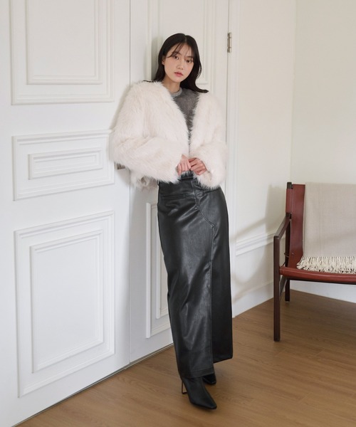 UNE MANSION（ユヌマンション）の「【2023F/W新作アイテム】ノーカラーフェイクファージャケット（ノーカラージャケット・レディース・アイボリー/ブラック/ベージュ・FREE）」の4枚目の写真