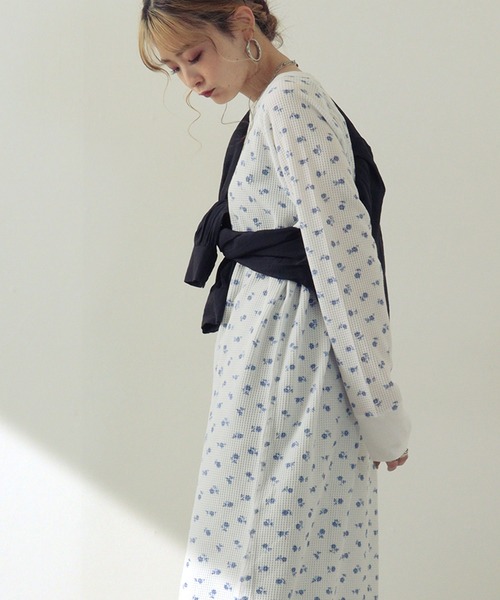 JEMORGAN（ジェーイーモーガン）の「JEMORGAN ワッフル花柄マキシ丈ワンピース（ワンピース・レディース・ホワイト/杢グレー・F）」の5枚目の写真