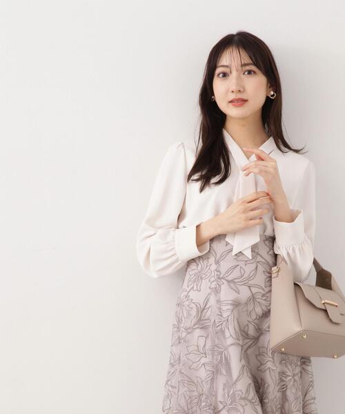 PROPORTION BODY DRESSING（プロポーションボディドレッシング）の「スプリング２ｗａｙボウタイブラウス / 1214110108（シャツ/ブラウス・レディース・ライトグリーン/ホワイト系その他/グレー・SMALL/MEDIUM）」の9枚目の写真