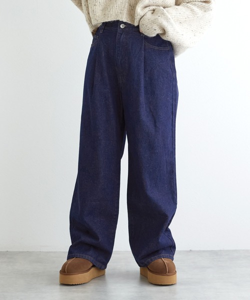 w closet(ダブルクローゼット)の「タックワイドデニムパンツ(デニムパンツ・レディース・ブルー/ネイビー・FREE)」の1枚目の写真