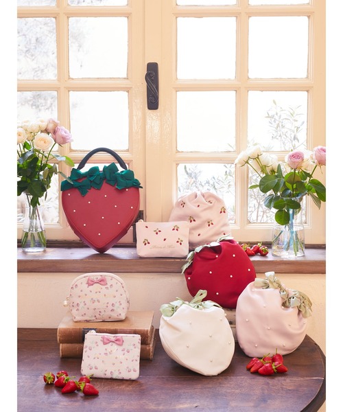 Maison de FLEUR（メゾンドフルール）の「いちご巾着（エコ