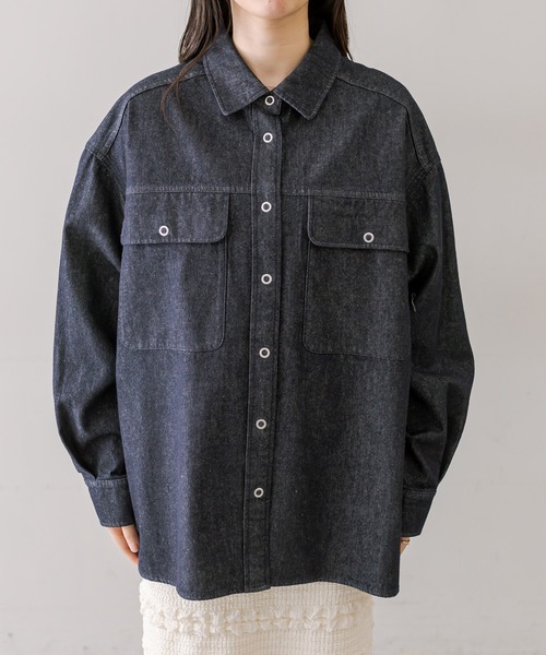 mystic（ミスティック）の「【2色展開】デニムシャツ（シャツ/ブラウス・レディース・インディゴブルー/ブルー・FREE）」の8枚目の写真