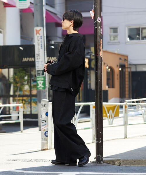 PUBLUX(パブリュクス)の「PUBLUX/パブリュクス ワイドタックデニムパンツ/タックデニムパンツ/ユニセックス/セットアップ対応(限定展開)(デニムパンツ・メンズ・ブルー/チャコールグレー/ブラック・SMALL/MEDIUM/LARGE)」の11枚目の写真