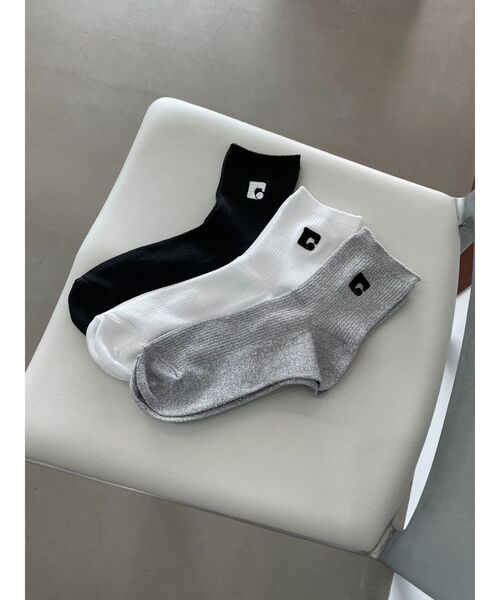 EMODA（エモダ）の「ロゴリブソックス（ソックス/靴下・レディース・シルバー/ブラック/ホワイト・FREE）」の5枚目の写真