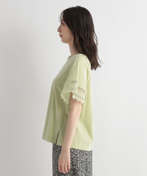 Andemiu（アンデミュウ）の「ソデレースキリカエカット112660（Tシャツ/カットソー・レディース・オフホワイト/ブラック/ライム/ネイビー・FREE）」の11枚目の写真