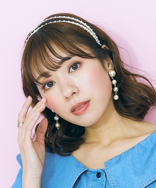 marun（マルン）の「＜大きいサイズ＞　パール調ビーズカチューシャ　marun（カチューシャ・レディース・シルバー系・FREE）」の6枚目の写真