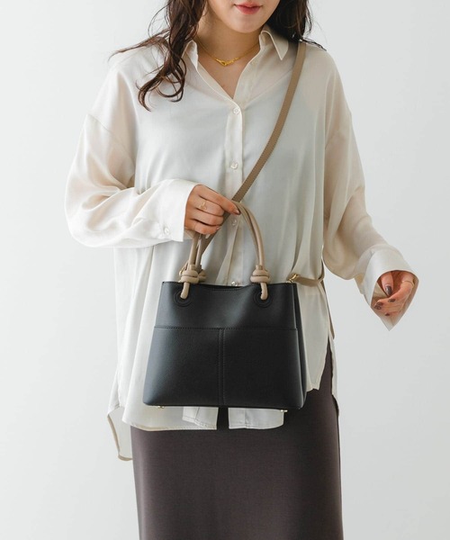 RODE SKO（ロデスコ）の「結びハンドルミニバッグ（ハンドバッグ・レディース・イエロー系その他/ブラック/ホワイト系その他・ONE）」の10枚目の写真