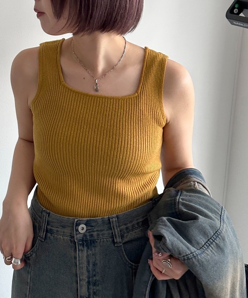 apres jour mignon（アプレジュールミニョン）の「ニットスクエアネックタンク【ZOZOTOWN限定アイテム】（タンクトップ・レディース・ブルー/ブラック系その他/ブラック/アイボリー/パープル/マスタード/レッド/グリーン・フリー/X-LARGE）」の7枚目の写真