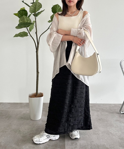 apres jour mignon（アプレジュールミニョン）の「ニットスクエアネックタンク【ZOZOTOWN限定アイテム】（タンクトップ・レディース・ブルー/ブラック系その他/ブラック/アイボリー/パープル/マスタード/レッド/グリーン・フリー/X-LARGE）」の12枚目の写真