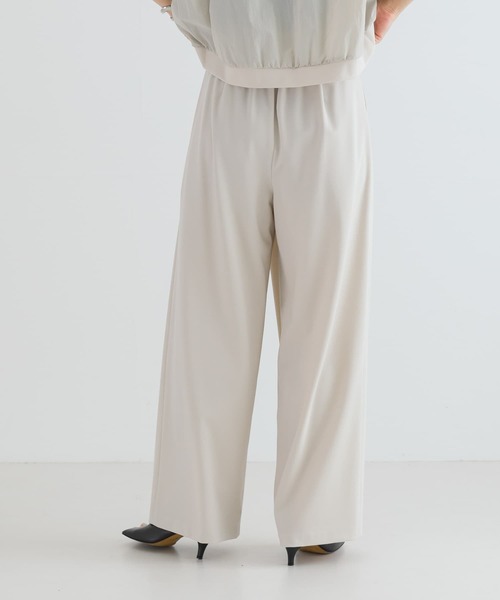 URBAN RESEARCH（アーバンリサーチ）の「『MADE IN JAPAN』ハリプルジャージーセミワイドパンツ（その他パンツ・レディース・ベージュ/ブラック・FREE）」の12枚目の写真