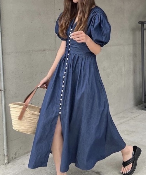 FREE STYLISTS(フリー スタイリスト)の「YUGA_YGMC パールボタン ボリュームフレアワンピース(ワンピース・レディース・ネイビー/ライトブルー・FREE)」の9枚目の写真
