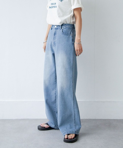 Chillfar(チルファー)の「ヴィンテージカラーワイドデニムパンツ(デニムパンツ・レディース・ブラック/サックスブルー/ブルー・MEDIUM/LARGE)」の4枚目の写真