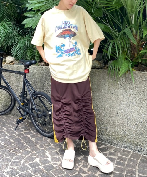RODEO CROWNS WIDE BOWL（ロデオクラウンズワイドボウル）の「LC SPEACE Tシャツ（Tシャツ/カットソー・レディース・ライトベージュ/カーキ/ブラック・FREE）」の16枚目の写真