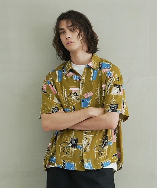 Revo. フラワーアートパターン レーヨンSSシャツ（シャツ/ブラウス）｜Revo.（レボ）